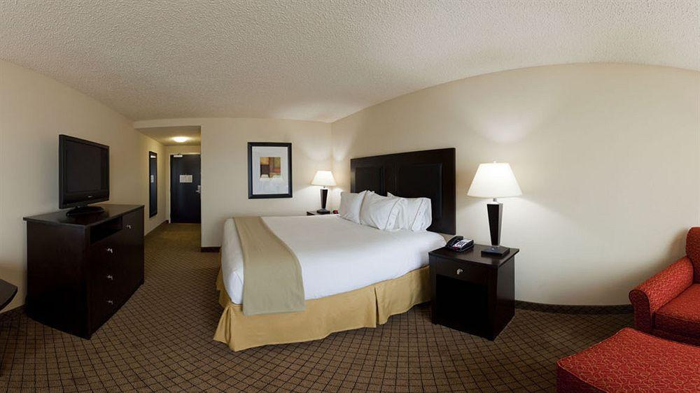 Holiday Inn Express And Suites Newberry By Ihg Exterior photo